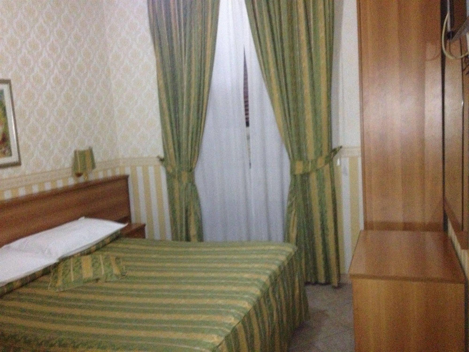 Hotel Dei Mille Roma Eksteriør bilde